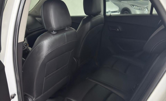 Tracker LTZ 1.8 Aut. 2014 - Completíssima, Confortável e com Boa Quilometragem!-7