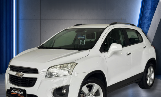 Tracker LTZ 1.8 Aut. 2014 - Completíssima, Confortável e com Boa Quilometragem!-12