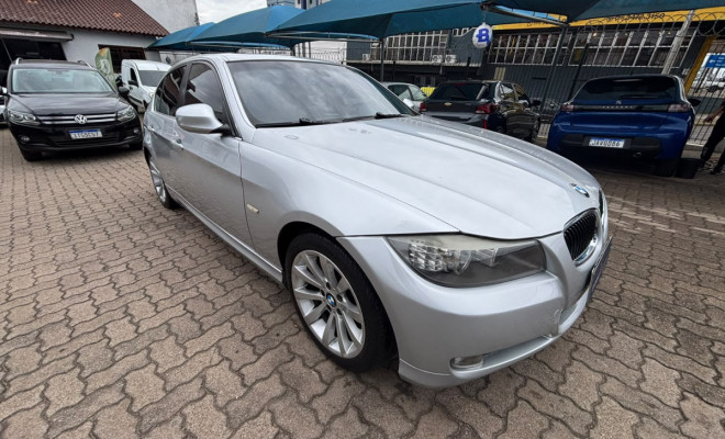BMW 325iA 2008 Gasolina-8