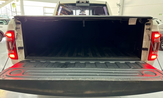 RAM 3500 LARAMIE 6.7 TB CD 4x4 Diesel 2022 Diesel-8