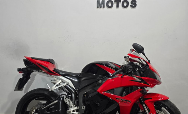 HONDA CBR 600 RR 2010 Gasolina-0