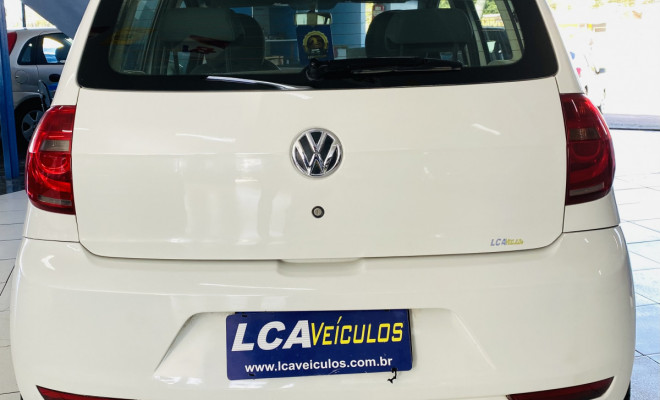 VW - VolksWagen Fox 1.0 Mi Total Flex 8V 5p 2012 Flex-4