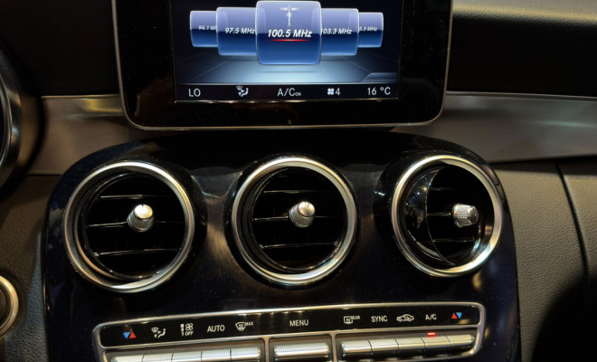 Mercedes-Benz C-180 1.6 Turbo 16V/Flex 16V Aut. 2015 Gasolina-12