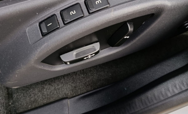 Volvo XC 60 2.0 T5  5p 2015 Gasolina-12