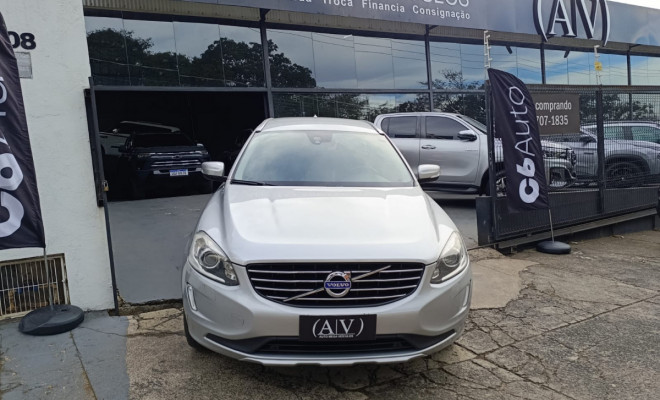 Volvo XC 60 2.0 T5  5p 2015 Gasolina-0