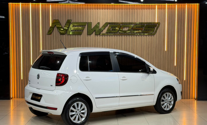 VW - VolksWagen Fox PRIME/Higli. 1.6 Total Flex 8V 5p 2012 Flex-0