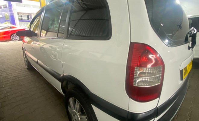 GM - Chevrolet Zafira Elite 2.0 MPFI FlexPower 8V 5p 2011 Flex-3