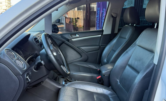 VW - VolksWagen TIGUAN 2.0 TSI 16V 200cv Tiptronic 5p 2012 Gás-10