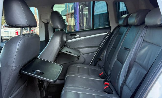 VW - VolksWagen TIGUAN 2.0 TSI 16V 200cv Tiptronic 5p 2012 Gás-12