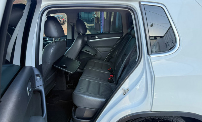 VW - VolksWagen TIGUAN 2.0 TSI 16V 200cv Tiptronic 5p 2012 Gás-11