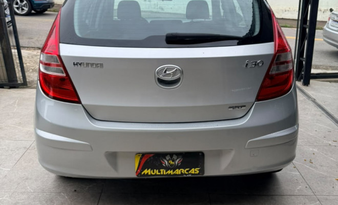 Hyundai i30 2.0 16V 145cv 5p Mec. 2012 Gasolina-5
