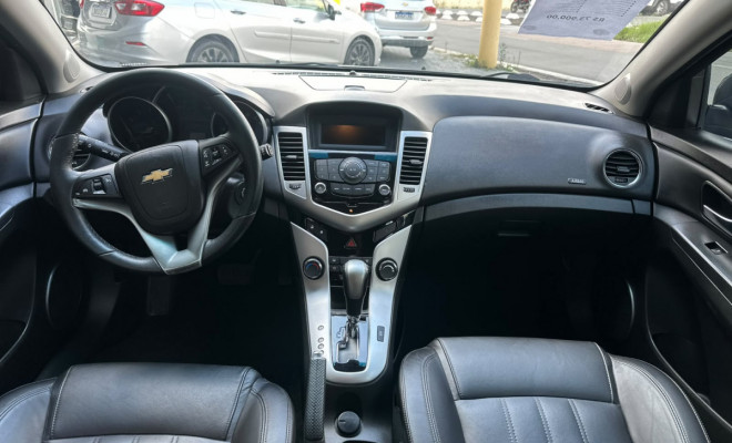 GM - Chevrolet CRUZE LT 1.8 16V FlexPower 4p Aut. 2016 Flex-8