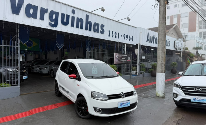 VW - VolksWagen Fox Rock in Rio 1.6 Mi Total Flex 8V 5p 2014 Flex-2