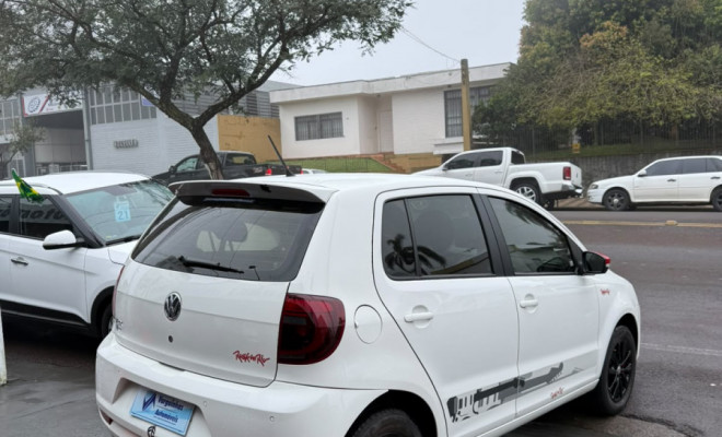 VW - VolksWagen Fox Rock in Rio 1.6 Mi Total Flex 8V 5p 2014 Flex-5