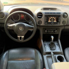 AMAROK HIGHLINE CD 2.0 TDI AUT.-3