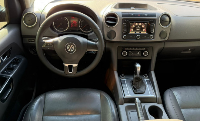 AMAROK HIGHLINE CD 2.0 TDI AUT.-3