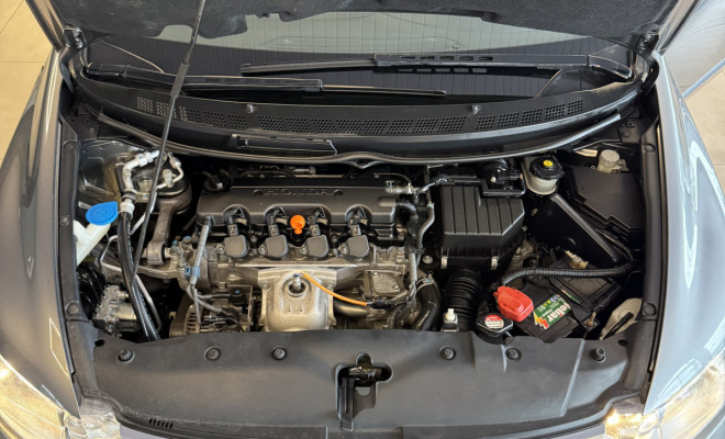 Honda Civic Sed. LXL/LXL SE 1.8 Flex 16V Mec. 2011 Flex-21