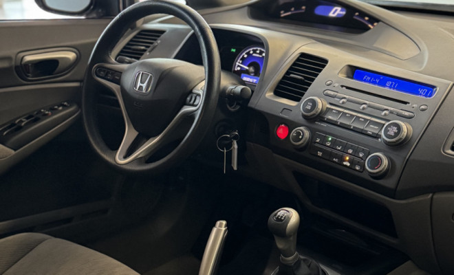 Honda Civic Sed. LXL/LXL SE 1.8 Flex 16V Mec. 2011 Flex-9