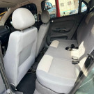 VW - VolksWagen VOYAGE TREND 1.6 Mi Total Flex 8V 4p 2010 Flex-9