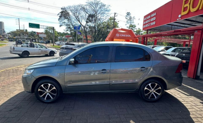 VW - VolksWagen VOYAGE TREND 1.6 Mi Total Flex 8V 4p 2010 Flex-0