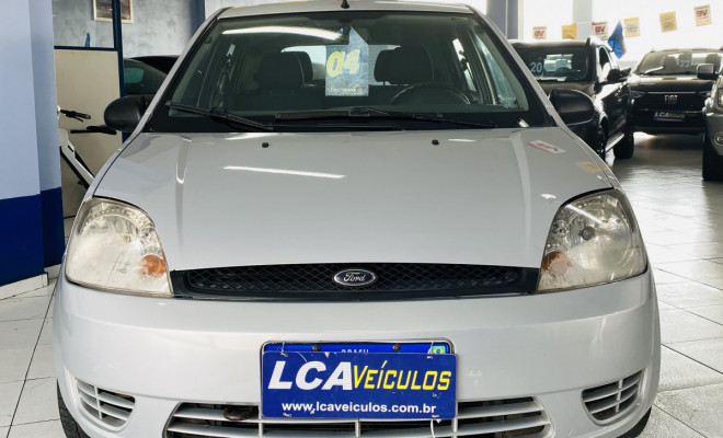 Ford Fiesta Personnalité 1.0 8V 66cv 5p 2004 Gasolina-0