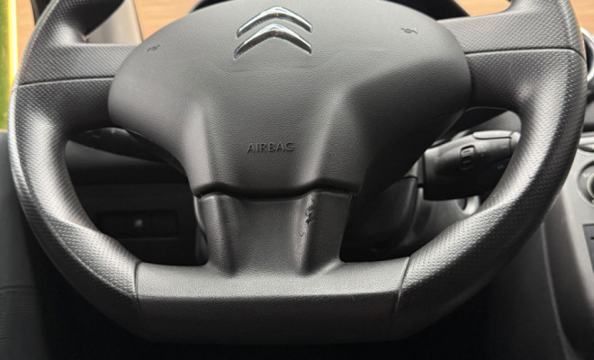 Citroën C3 Tendance 1.5 Flex 8V 5p Mec. 2014-6