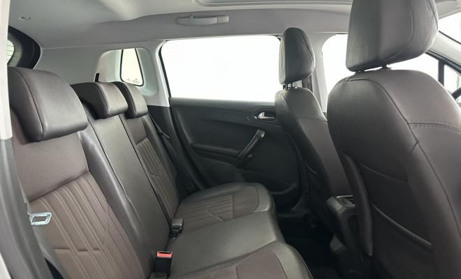 Peugeot 2008 Griffe 1.6 Flex 16V 5p Aut. 2017 Flex-11