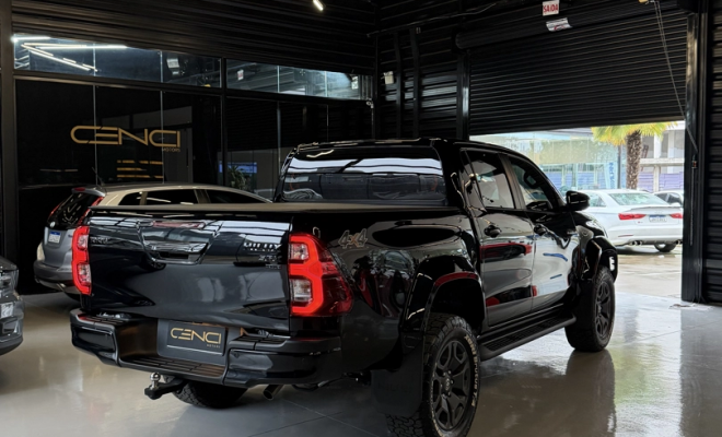 Toyota Hilux CD SRX Plus 4x4 2.8 TDI Die. Aut. 2024 Diesel-2