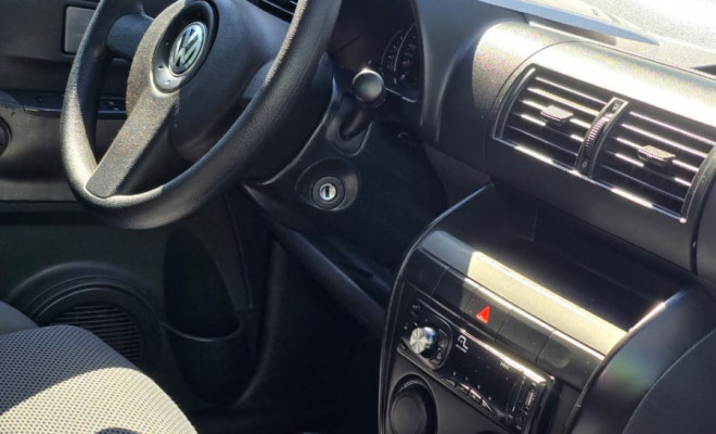 VW - VolksWagen Fox 1.0 Mi Total Flex 8V 5p 2010 Flex-7