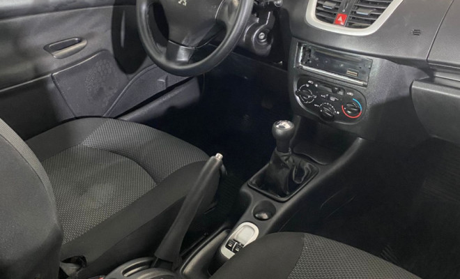 Peugeot 207 XR 1.4 Flex 8V 5p 2011 Flex-5