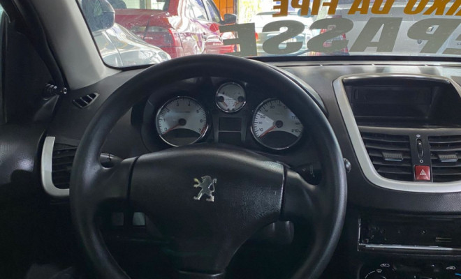Peugeot 207 XR 1.4 Flex 8V 5p 2011 Flex-6
