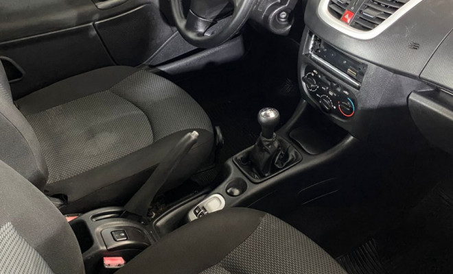 Peugeot 207 XR 1.4 Flex 8V 5p 2011 Flex-4