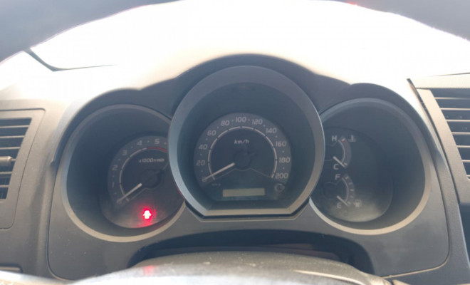 Toyota Hilux CD SR D4-D 4x4 3.0  TDI Dies. 2011 Diesel-8