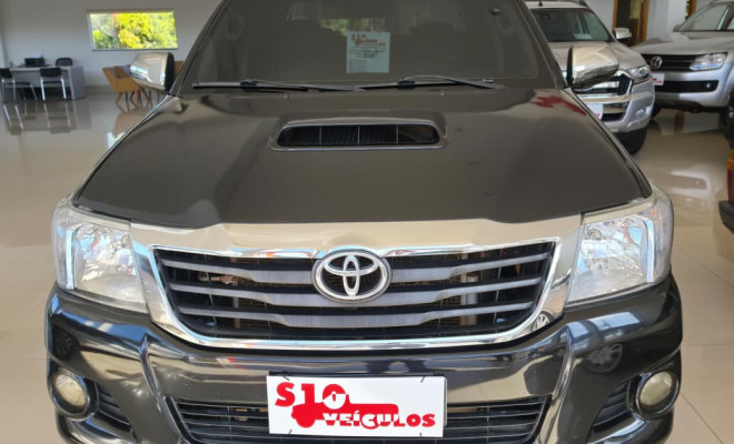 Toyota Hilux CD SR D4-D 4x4 3.0  TDI Dies. 2011 Diesel-0