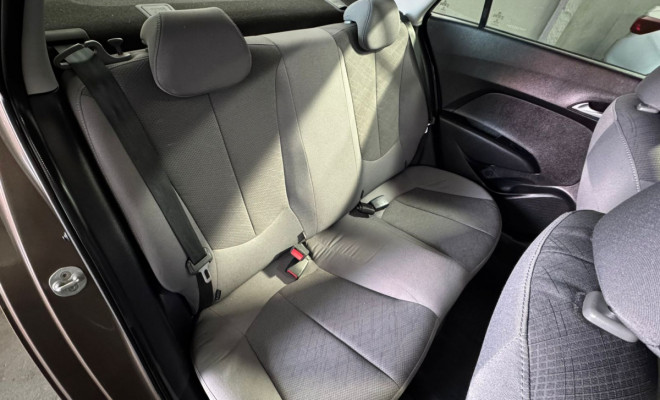 Hyundai HB20S Comfort Plus 1.0 TB Flex 12V Mec. 2017 Flex-4
