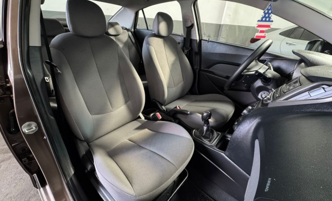 Hyundai HB20S Comfort Plus 1.0 TB Flex 12V Mec. 2017 Flex-2