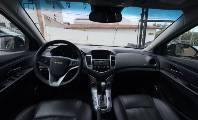 GM - Chevrolet CRUZE HB Sport LTZ 1.8 16V FlexP. 5p Aut 2014 Flex-6