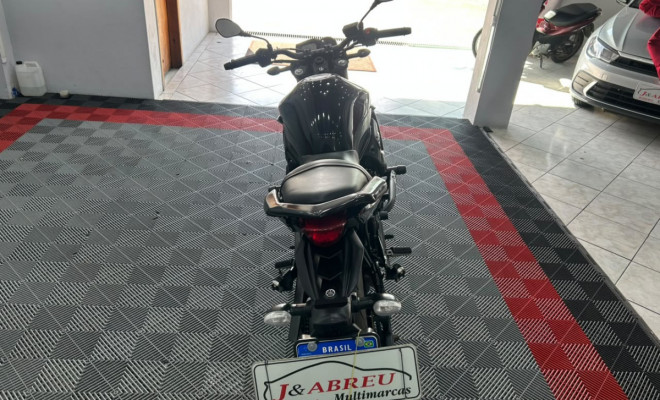 YAMAHA XJ6 N/ABS 2011 Gasolina-3