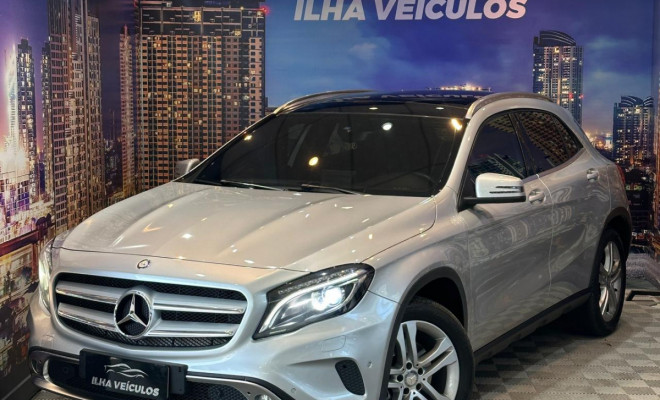 Mercedes-Benz GLA 250 Enduro 2.0 TB 16V 211cv Aut. 2016 Gasolina