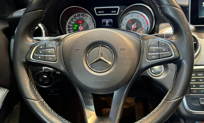 Mercedes-Benz GLA 250 Enduro 2.0 TB 16V 211cv Aut. 2016 Gasolina-5