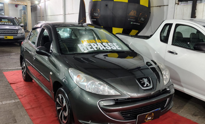 Peugeot 207 XR 1.4 Flex 8V 5p 2012 Flex