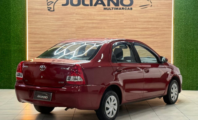 Toyota ETIOS XS Sedan1.5 Flex 16V 4p Mec. 2016-1