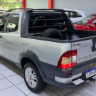 Fiat Strada Trekking 1.6 16V Flex CD 2013-2