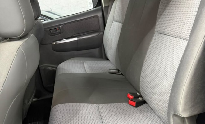 Toyota Hilux CD SRV 4x4 2.7 Flex 16V Aut. 2014-12