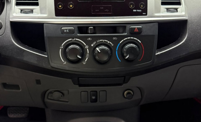 Toyota Hilux CD SRV 4x4 2.7 Flex 16V Aut. 2014-7