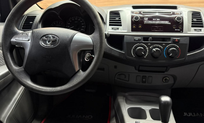 Toyota Hilux CD SRV 4x4 2.7 Flex 16V Aut. 2014-5