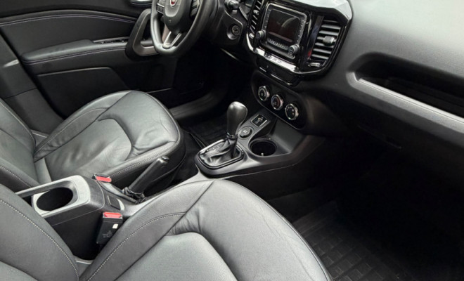 Fiat Toro Freedom Aut. 2017-8