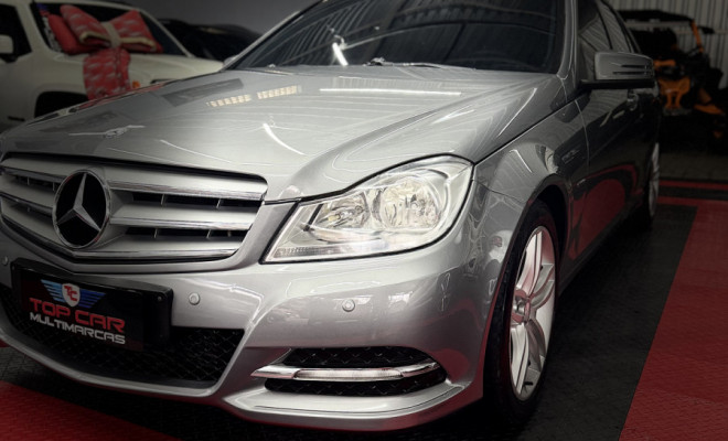 Mercedes-Benz C-180 CGI Classic 1.8 16V 156cv Aut. 2012 Gasolina-1