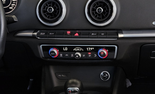Audi A3 Sedan Performance 2.0 TFSI S-tronic 2020 Gasolina-9