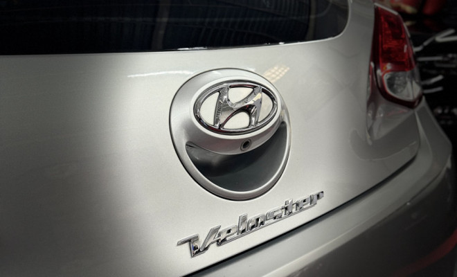 Hyundai Veloster 1.6 16V  140cv Aut. 2013 Gasolina-2